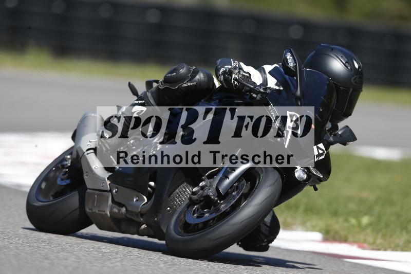 Archiv-2025/48 25.08.2025 Cornu Master School ADR/rot-rouge/34